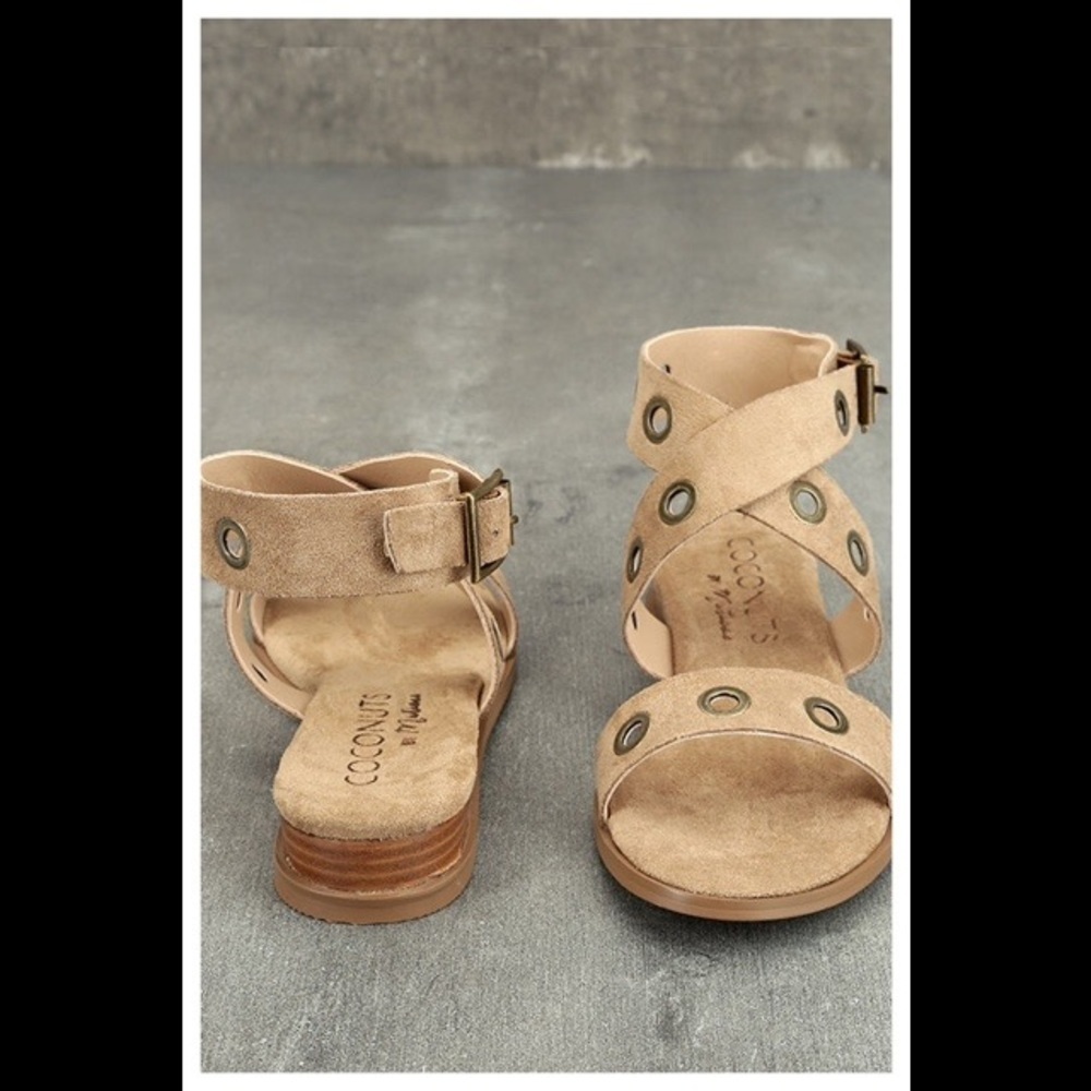 💕COCONUTS by MATISSE💕 Belize Suede Wedge Sandals - Picture 3 of 7